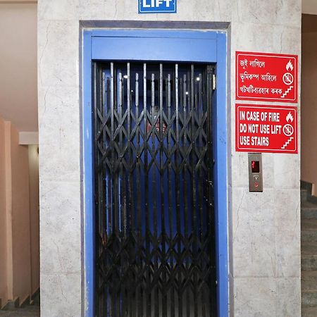 Hotel O Prabha Palace Lodge Гувахати Экстерьер фото